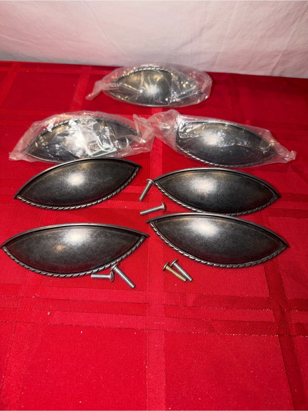 Antique-Style Black Drawer Pulls with Rope Edge - Set of 6